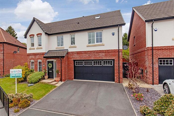 5 Bedroom Detached House For Sale In Bloomery Close, Alfreton, Derby, DE55