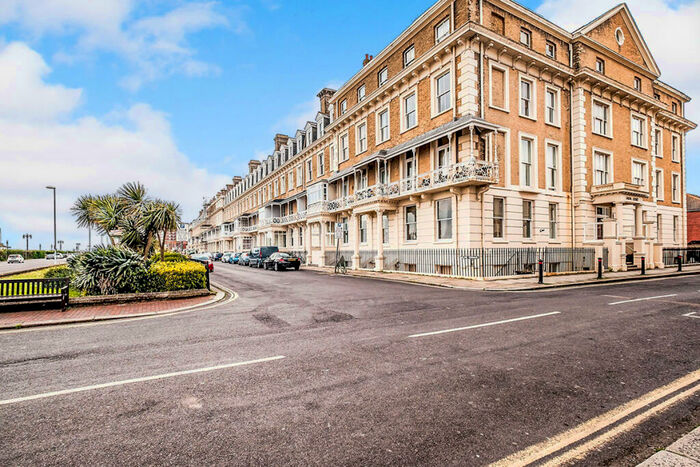 Studio To Rent In Heene Terrace, Worthing, BN11