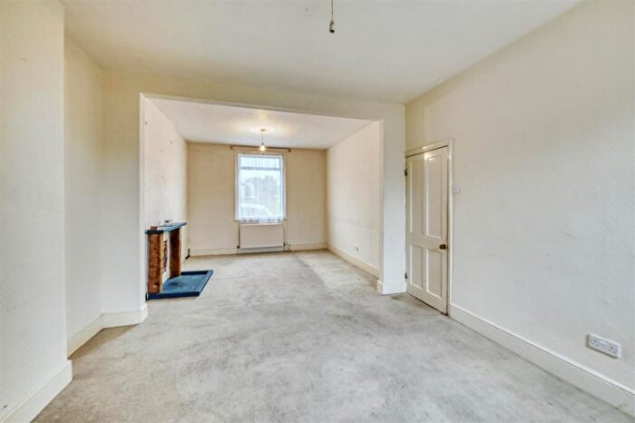 3 Bedroom Terraced House For Sale In The Green, Woodford, NN14