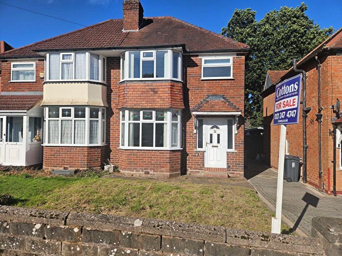 3 Bedroom Semi-Detached House For Sale In Chadwick Avenue, Rednal, B45