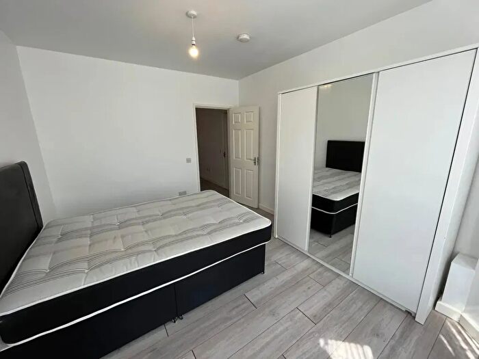 1 Bedroom Flat To Rent In Queensland Avenue, Coventry, CV5