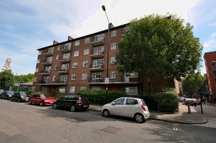 4 Bedroom Flat To Rent In Three Colt Street, London, E14
