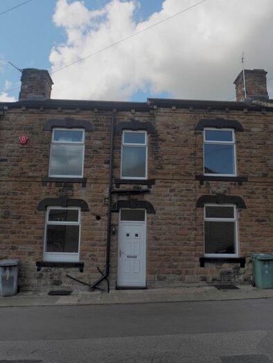 2 Bedroom Terraced House To Rent In Colbeck Row, Birstall, Batley, WF17