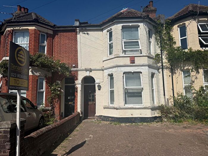 Studio To Rent In Atherley Road, SO15