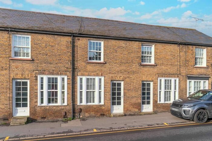 3 Bedroom Terraced House To Rent In High Street, Ongar, Essex, CM5