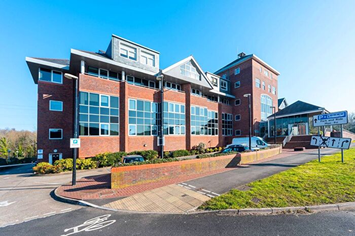 1 Bedroom Flat To Rent In Ladymead, Guildford, Guildford, GU1