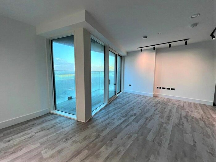 1 Bedroom Flat To Rent In Icon Tower, London, W3