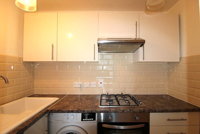 1 Bedroom Flat To Rent In Lewisham Road, London, SE13