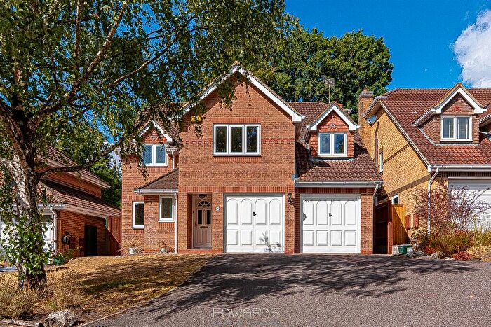 4 Bedroom Detached House For Sale In School Close, Verwood, BH31