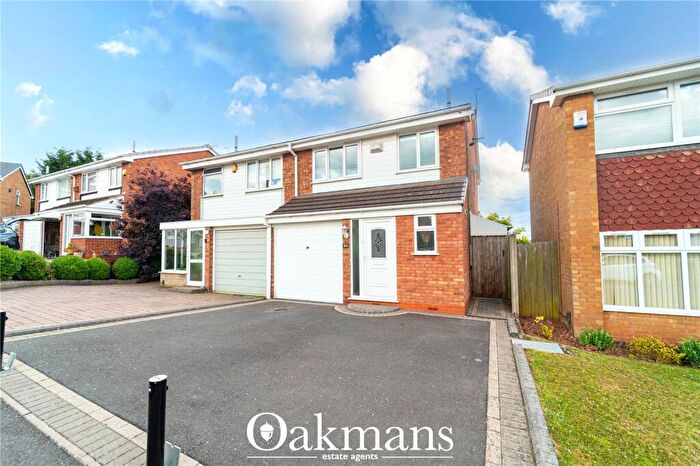 3 Bedroom Semi-Detached House For Sale In Winchester Gardens, Birmingham, West Midlands, B31