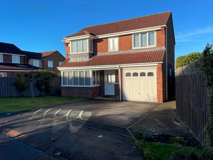 4 Bedroom Detached House For Sale In Westerton Close, Binchester Moor, Spennymoor, DL16