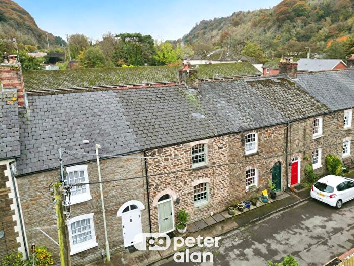 2 Bedroom Cottage To Rent In Alfred Terrace, Taffs Well, Cardiff, CF15