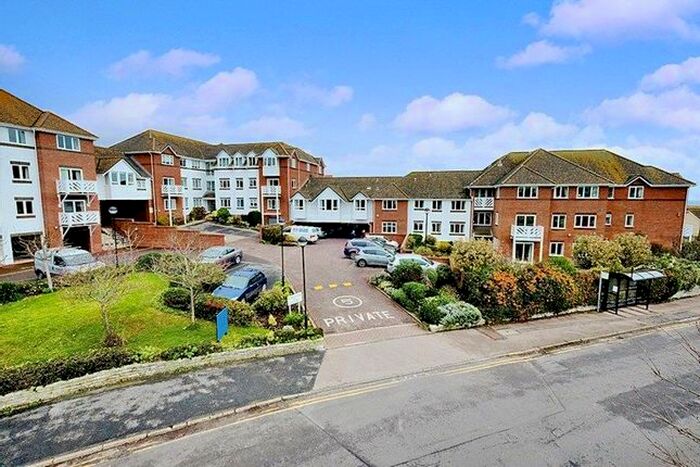 2 Bedroom Flat For Sale In Anning Road, Lyme Regis, Dorset, DT7