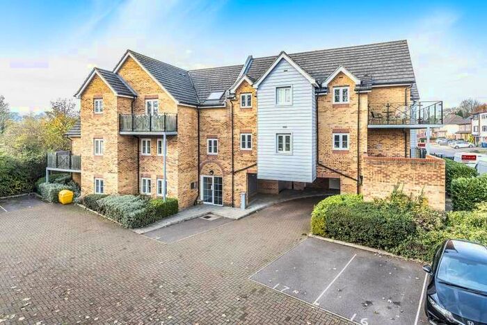 1 Bedroom Apartment To Rent In Hemel Hempstead, Buckinghamshire, HP3