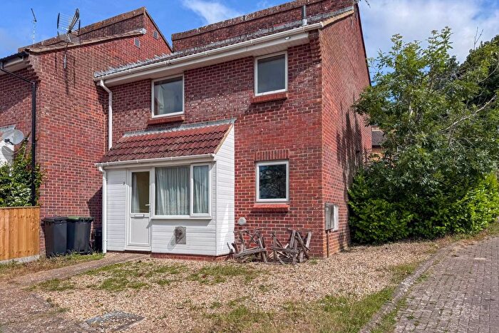 1 Bedroom Town House For Sale In Eastleaze Road, Blandford Forum, DT11