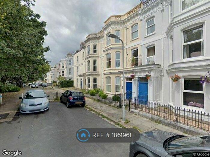 2 Bedroom Flat To Rent In Exmouth Road, Plymouth, PL1