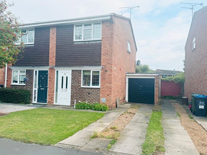 2 Bedroom Semi-Detached House To Rent In Firethorn Crescent, Leamington Spa, CV31