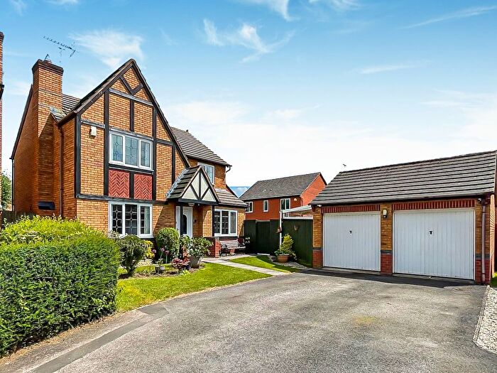 4 Bedroom Detached House For Sale In Nene Close, Quedgeley, Gloucester, GL2
