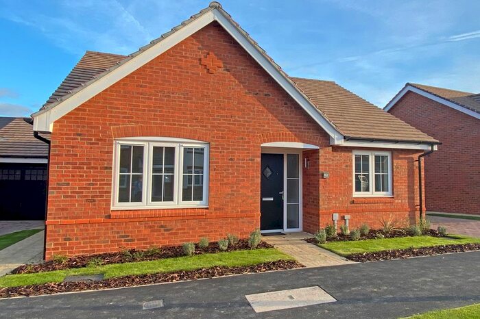 2 Bedroom Bungalow To Rent In East End, OX10