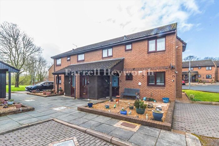 2 Bedroom Flat For Sale In Lancambe Court, Lancaster, LA1