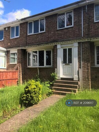 3 Bedroom Terraced House To Rent In St Clements Avenue. -, Leeds, LS26