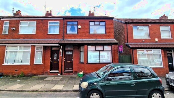 2 Bedroom Semi-Detached House To Rent In Boscombe Street, Stockport, SK5