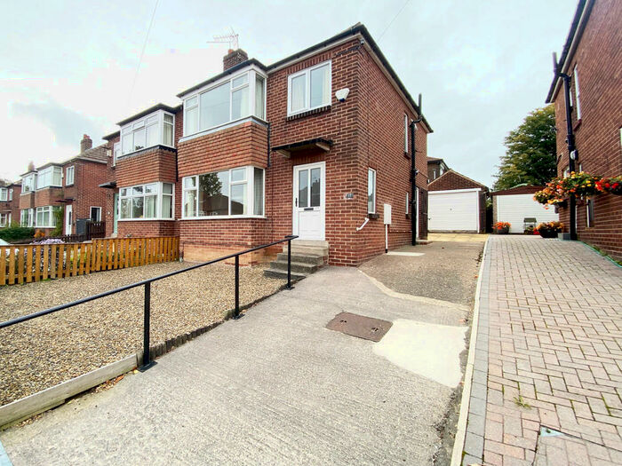 3 Bedroom Semi-Detached House To Rent In Towers Way, Meanwood, Leeds, West Yorkshire., LS6