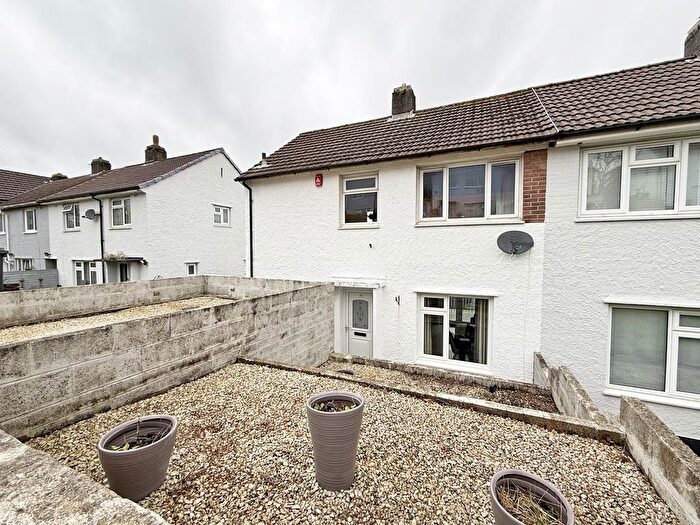 3 Bedroom Semi-Detached House For Sale In Melrose Avenue, Pennycross, PL2