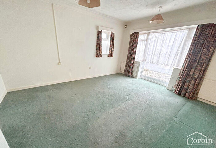 2 Bedroom Detached Bungalow For Sale In New Road, Bournemouth, Dorset, BH10