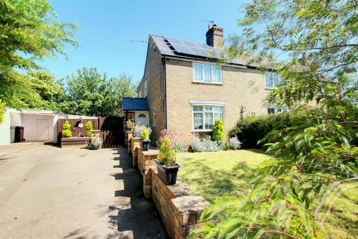 2 Bedroom Cottage For Sale In Pinfold Lane, Beesby, Alford, LN13