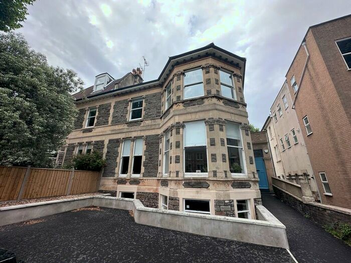 3 Bedroom Maisonette To Rent In Redland Road, Redland, Bristol, BS6
