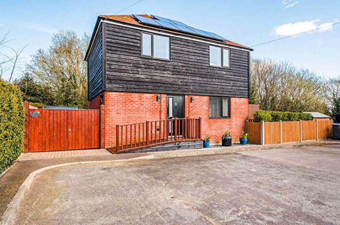 3 Bedroom Detached House For Sale In East Langdon, CT15