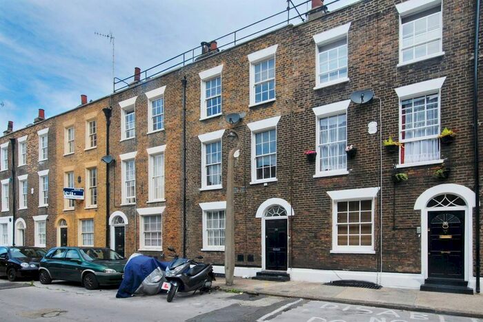 1 Bedroom Flat To Rent In Mount Terrace, Whitechapel, London, E1