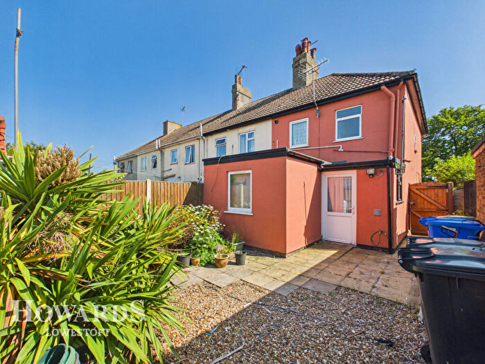 3 Bedroom End Of Terrace House For Sale In Field Lane, Kessingland, NR33