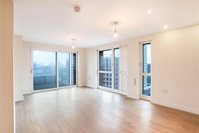 3 Bedroom Apartment To Rent In Jefferson Plaza, London, E3