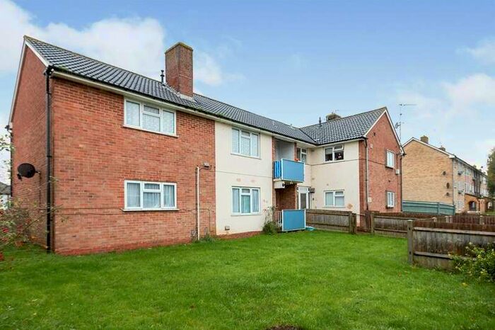 2 Bedroom Apartment To Rent In Pinkerton Road, Basingstoke, Hampshire, RG22