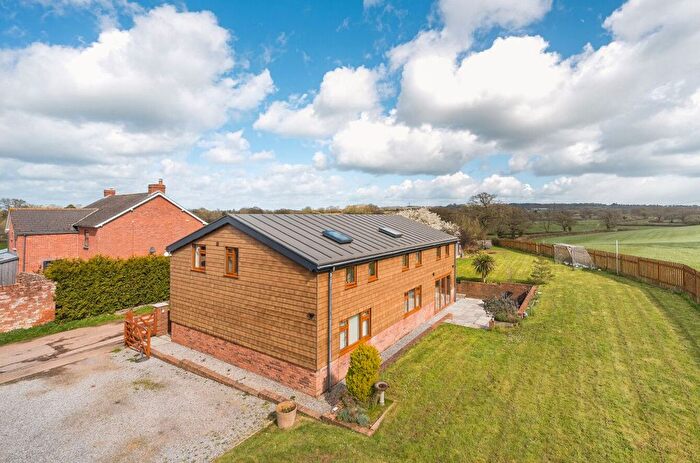 5 Bedroom Detached House For Sale In The New Barn, Exeter, EX5