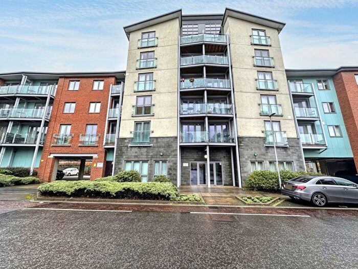 1 Bedroom Flat To Rent In Worsdell Drive, Gateshead, NE8