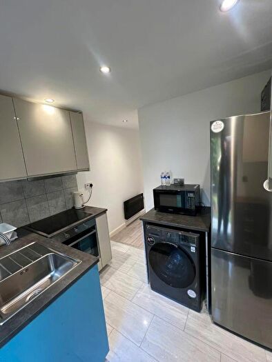 1 Bedroom Apartment To Rent In Springfield Mount, London, NW9