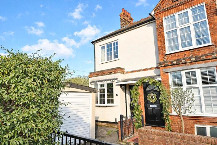 2 Bedroom End Of Terrace House For Sale In Raynham Street, Hertford, SG13