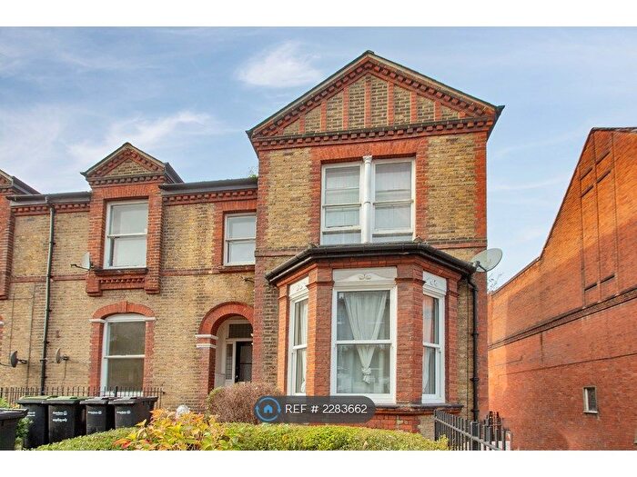 1 Bedroom Flat To Rent In Windmill Street, Gravesend, DA12
