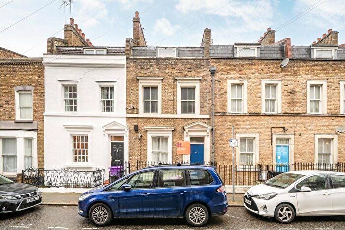 2 Bedroom Flat For Sale In Brokesley Street, Bow, London, E3
