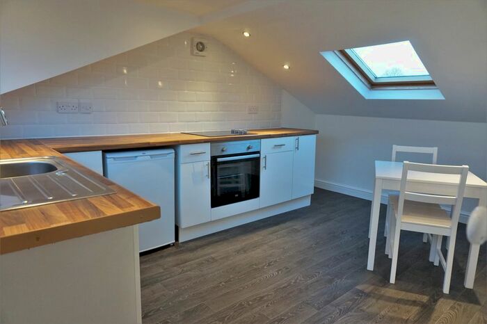 1 Bedroom Flat To Rent In Holmsley Walk, Woodlesford, Leeds, LS26