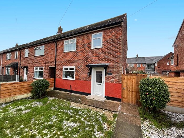3 Bedroom End Of Terrace House To Rent In Dunsfold Drive, Manchester, Greater Manchester, M23
