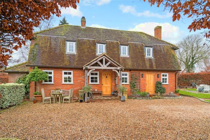 4 Bedroom Detached House For Sale In Mackerye End, Harpenden, Hertfordshire, AL5