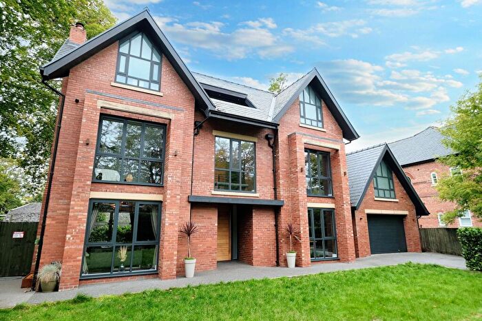5 Bedroom Detached House For Sale In Sandwich Road, Eccles, M30