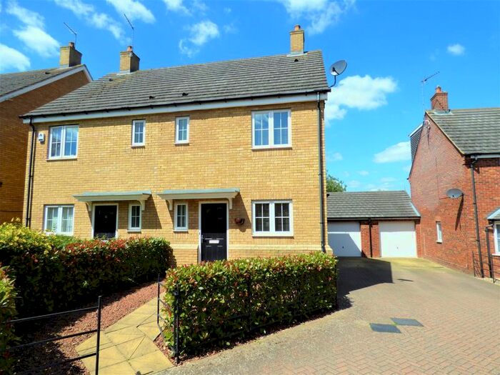 3 Bedroom Semi-Detached House To Rent In Chestnut Close, Milton Malsor, NN7