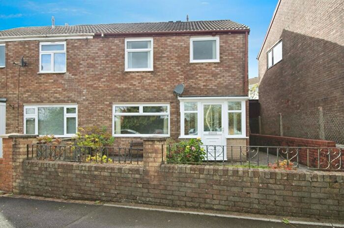 3 Bedroom Semi-Detached House For Sale In Beechwood Avenue, Trefechan, Merthyr Tydfil, CF48