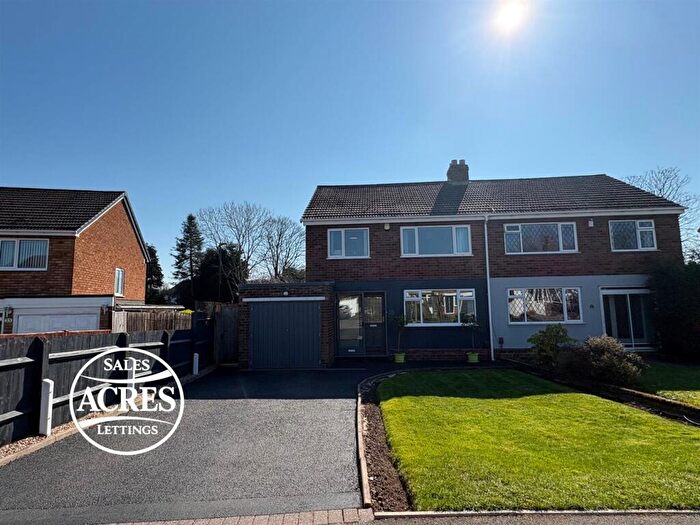 3 Bedroom Semi Detached House For Sale In Stirling Road, Sutton Coldfield, B73