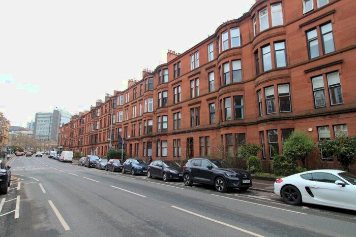 2 Bedroom Flat To Rent In Highburgh Road, Glasgow, G12